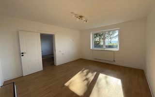 Apartament cu 2 camere in casa in Blumana, Brasov - Poză 10
