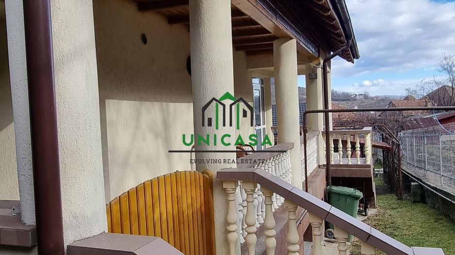 Casa - Vila - Ocnele Mari - Poză 3