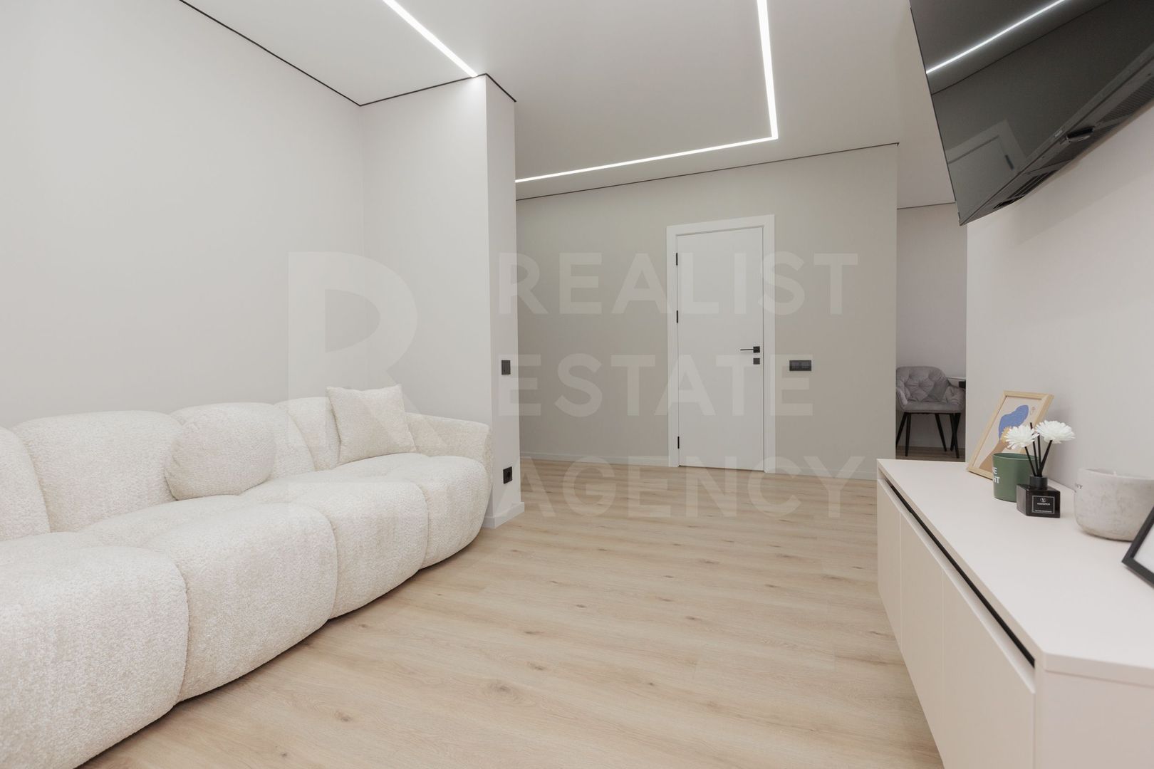 Vânzare, apartament, 3 camere, str. Regele Carol, Durlești - Poză 12