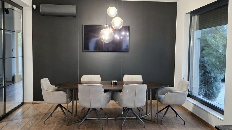 Locuinta individuala exclusivista cu piscina - Dumbravita - Poză 11