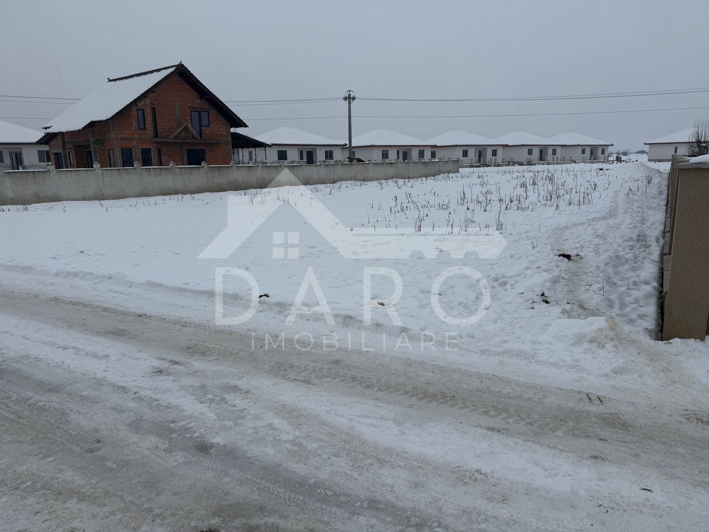 Teren intravilan - Poză 4