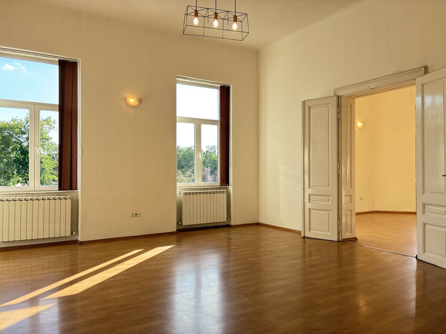Apartamnet ultracentral de vanzare in Oradea - Poză 4