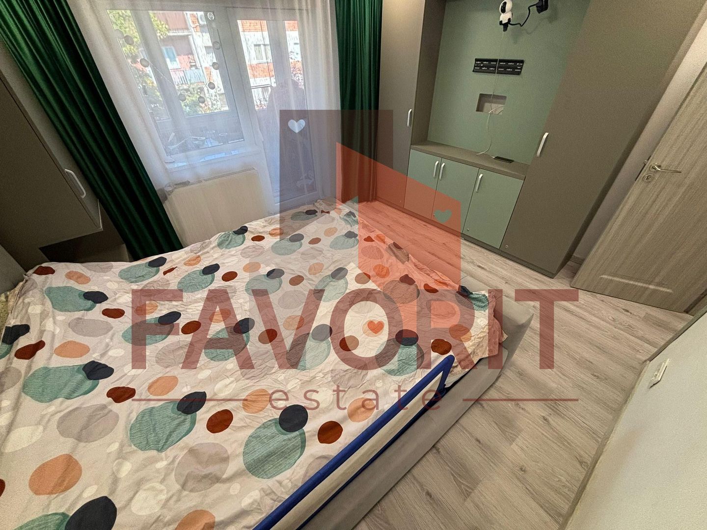 Centrala proprie. Renovat integral. Mobilat si utilat. Etaj intermediar - Poză 10