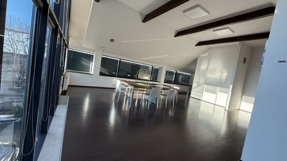 Proprietate unică în Satu Mare – spații de birouri/comerciale/LUX - Poză 10