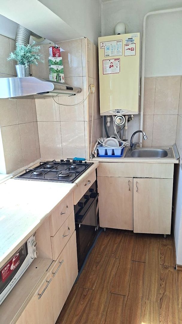Garsonieră 41 mp — Funcționează ca Apartament cu O Cameră in Tecuci - Poză 5