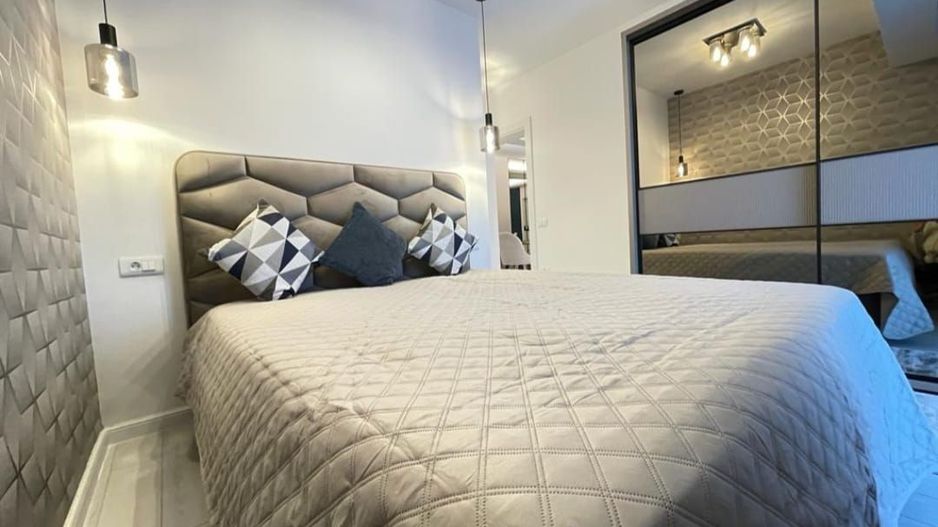 Apartament SUPERB cu 2 camere Mob/Uti LUX, Parcul Teilor,Titanul Nou - Poză 4