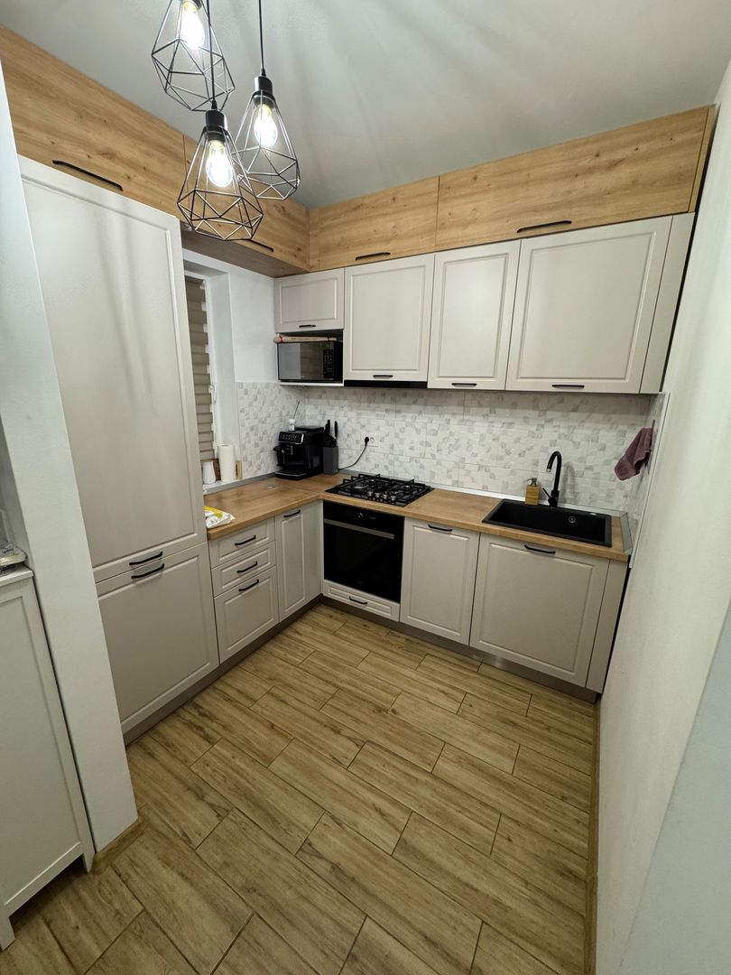 Giroc-Planetelor | Casa insiruita | 3 camere | Statie auto - Poză 5