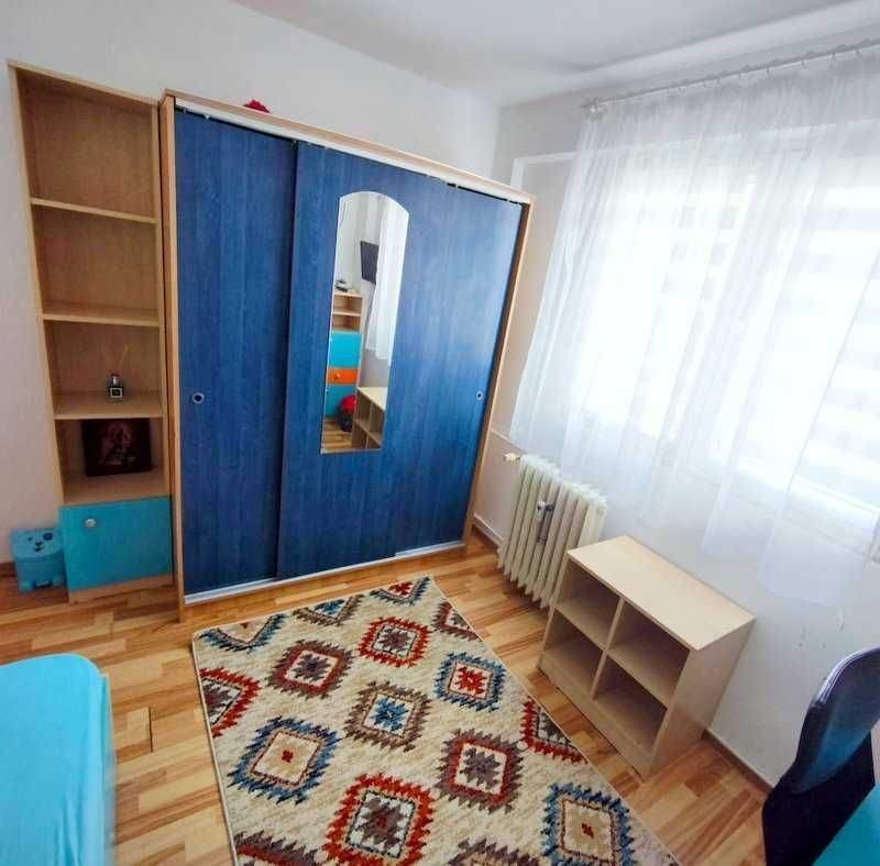 Apartament 2 camere, parcare inclusa, balcon, metrou 4 minute - Poză 3