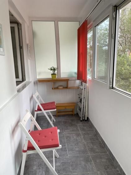 Închiriere 🏡 Apartament 2 camere, renovat, aproape de metrou Dristor/Titan - Poză 4