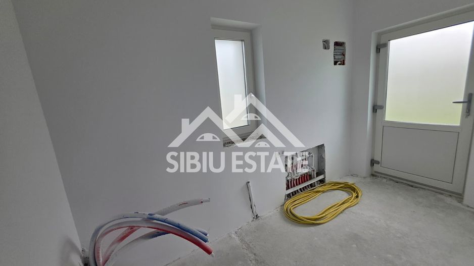 Casa individuala 5 camere, 3 bai, Cristian, Sibiu - Poză 23