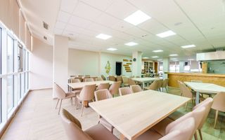 Cladire de birouri de vanzare. Comision 0% la cumparare - Poză 15