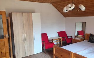 Garsoniera Astra ,zona de case liniștită . - Poză 2