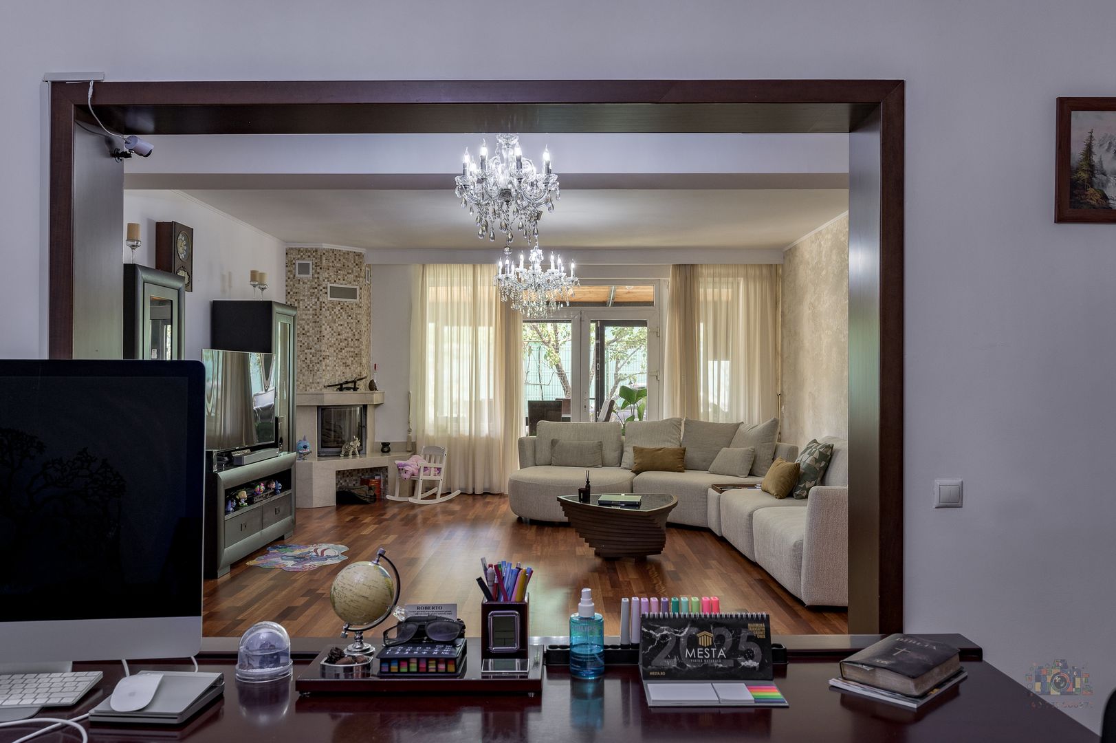 Vilă renovată P+1+M  | Foișor vitrat, grădină și jacuzzi - Poză 4