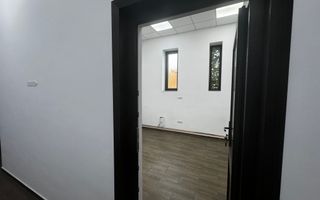 SPATIU COMERCIAL DE INCHIRIAT, 20 MP, ZONA CENTRALA, CAMPULUNG - Poză 7