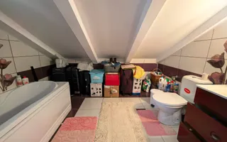 Casă cu 5 camere P+M 110 mp + 500 mp teren, mobilată - Poză 22