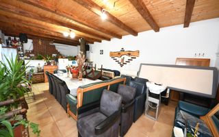 De vanzare casa cu 3 apartamente + anexa 75 mp, Comision 0% - Poză 16