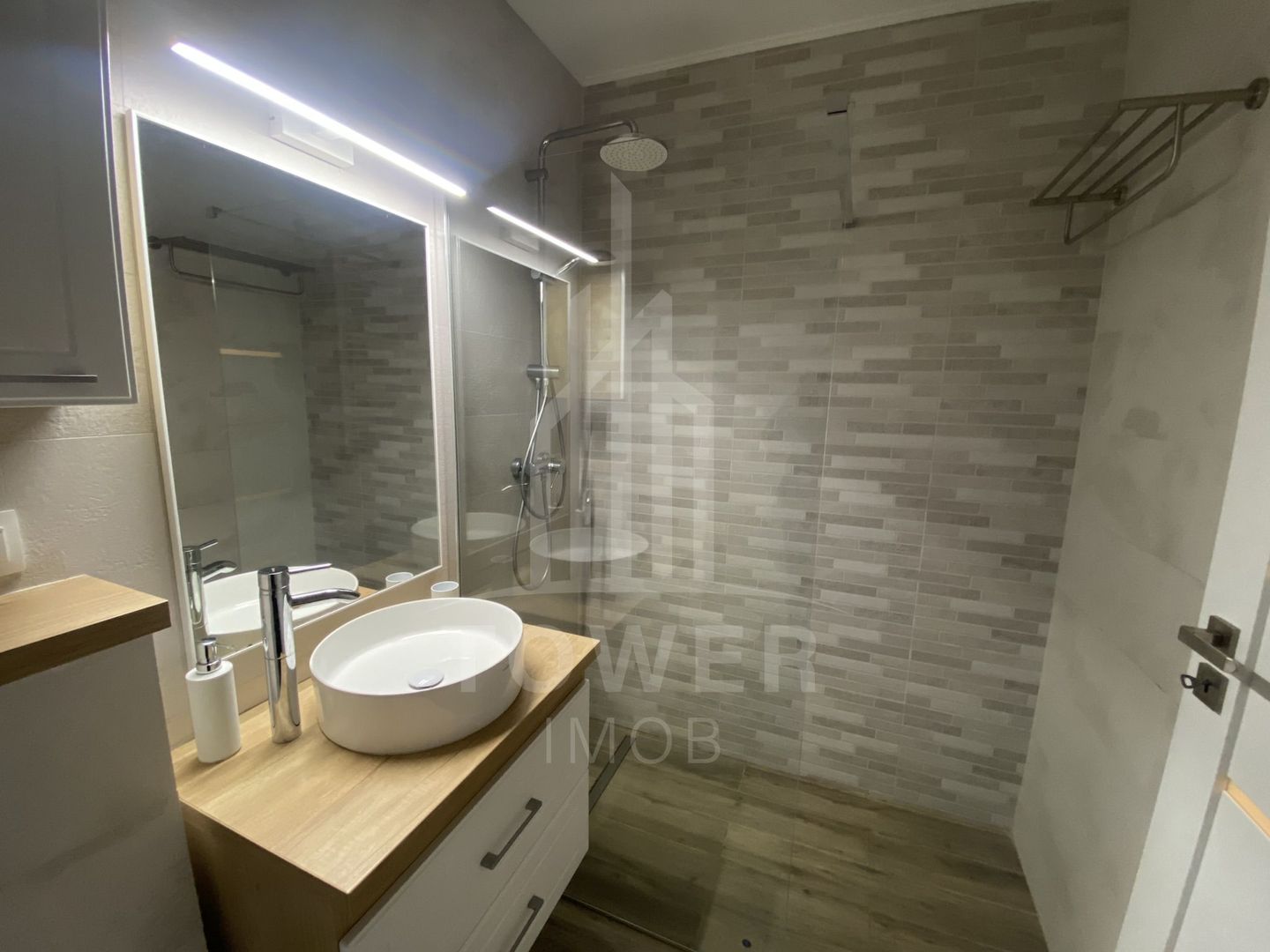 Apartament modern cu 2 camere | Balcon generos | Parcare privată – CityResidence - Poză 10