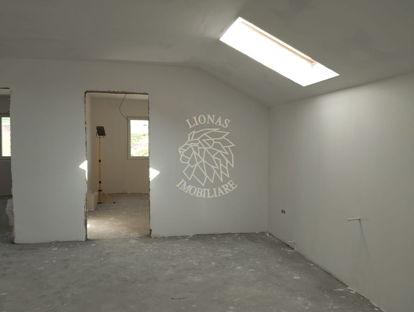 Apartament finisat la cheie 3 camere 80 mp-dressing-lift- Libertatii - Poză 1