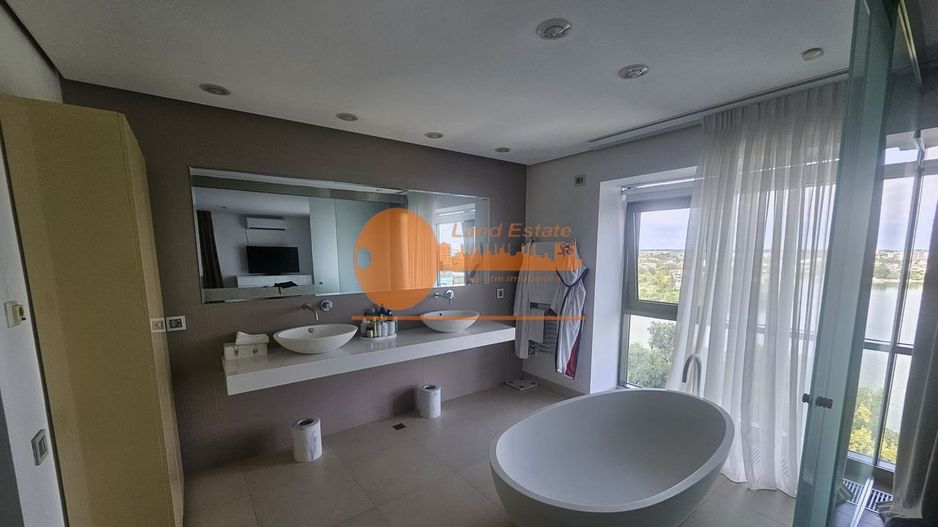 Penthouse 5 camere Esmerald Residence ( 2 locuri parcare ) - Poză 1