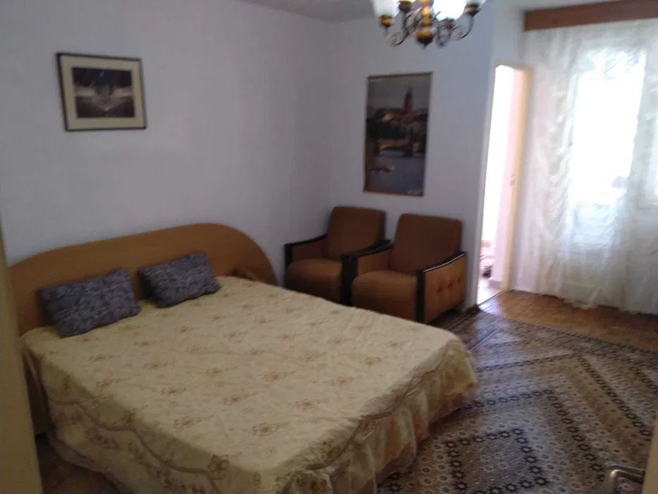 Garsonieră Mobilată și Utilată – Lumină Naturală și Posibilități Excel - Poză 7