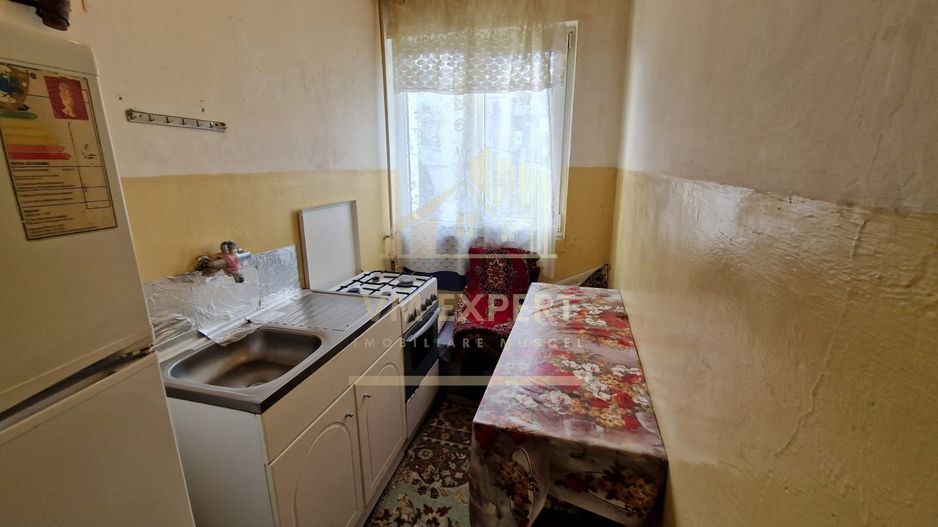 APARTAMENT 2 CAMERE, ETAJ 2, CAMPULUNG, ZONA VISOI - Poză 8