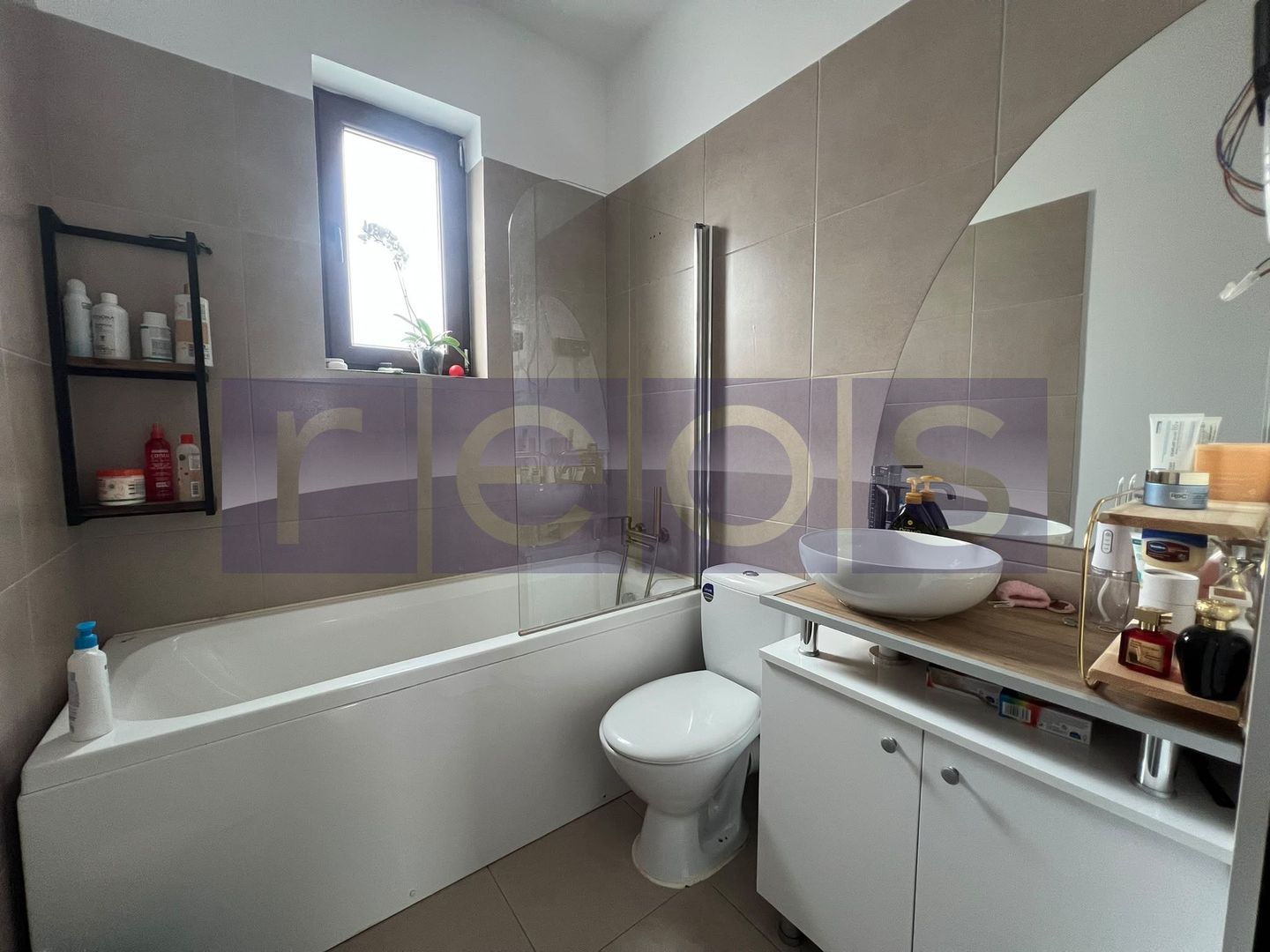 VANZARE CASA 3 CAMERE | ZONA AVIATORILOR- COMUNA BERCENI - Poză 10