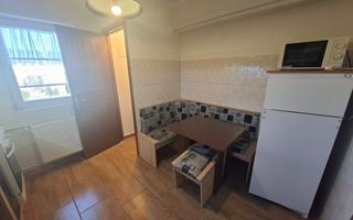 Apartament spațios cu 3 camere in zona Circumvalațiunii - Poză 5