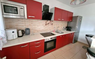 Casa individuala impartita in 2 apartamente | Ianova - Poză 3