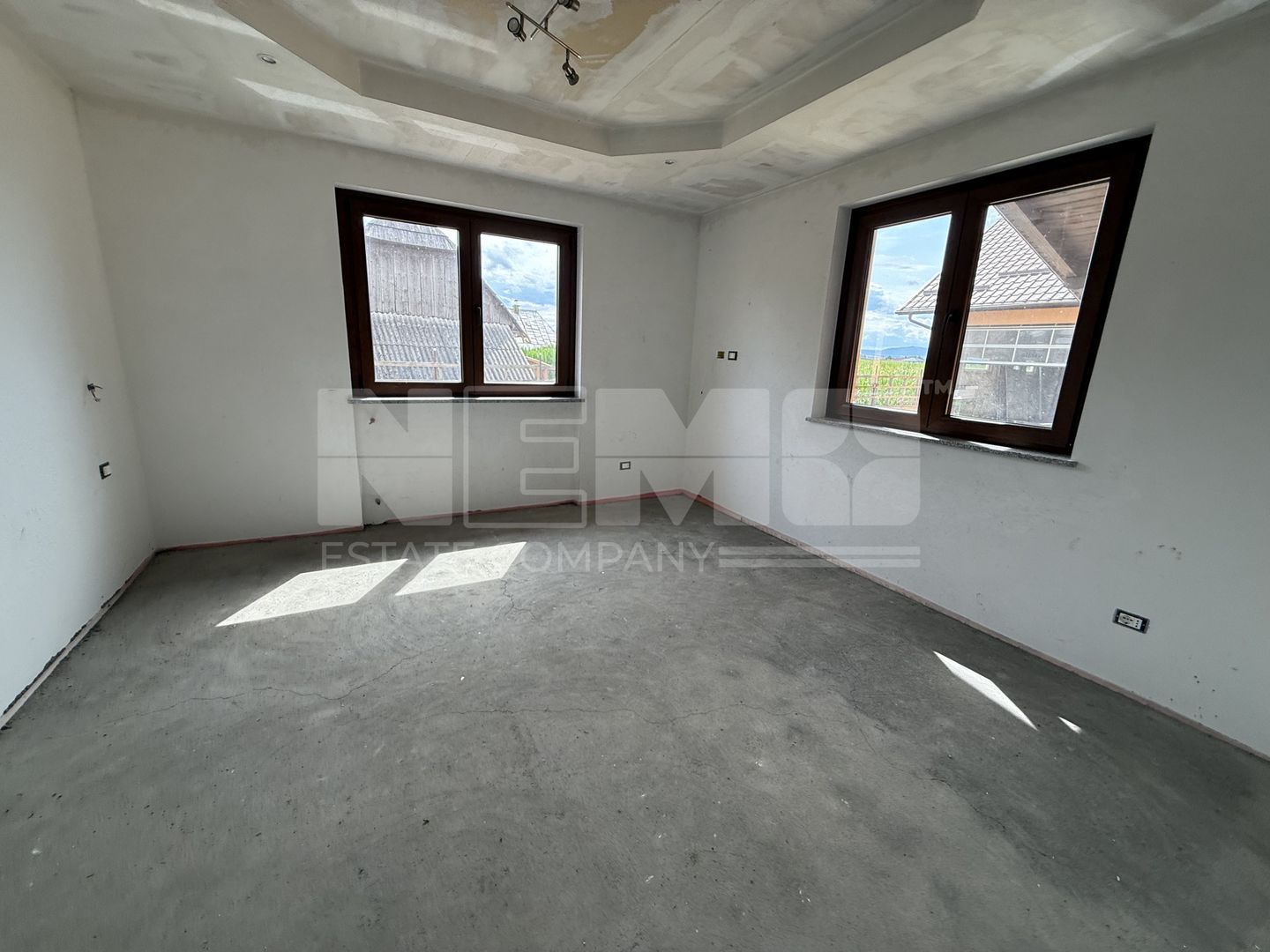 Casă de vânzare Frătăuții Vechi | Teren 1.970 mp - Poză 3