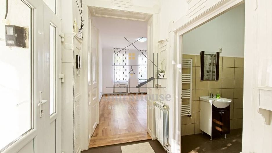 Casa alipita de inchiriat Gruia pt sediu firma, birou, locuinta - Poză 8