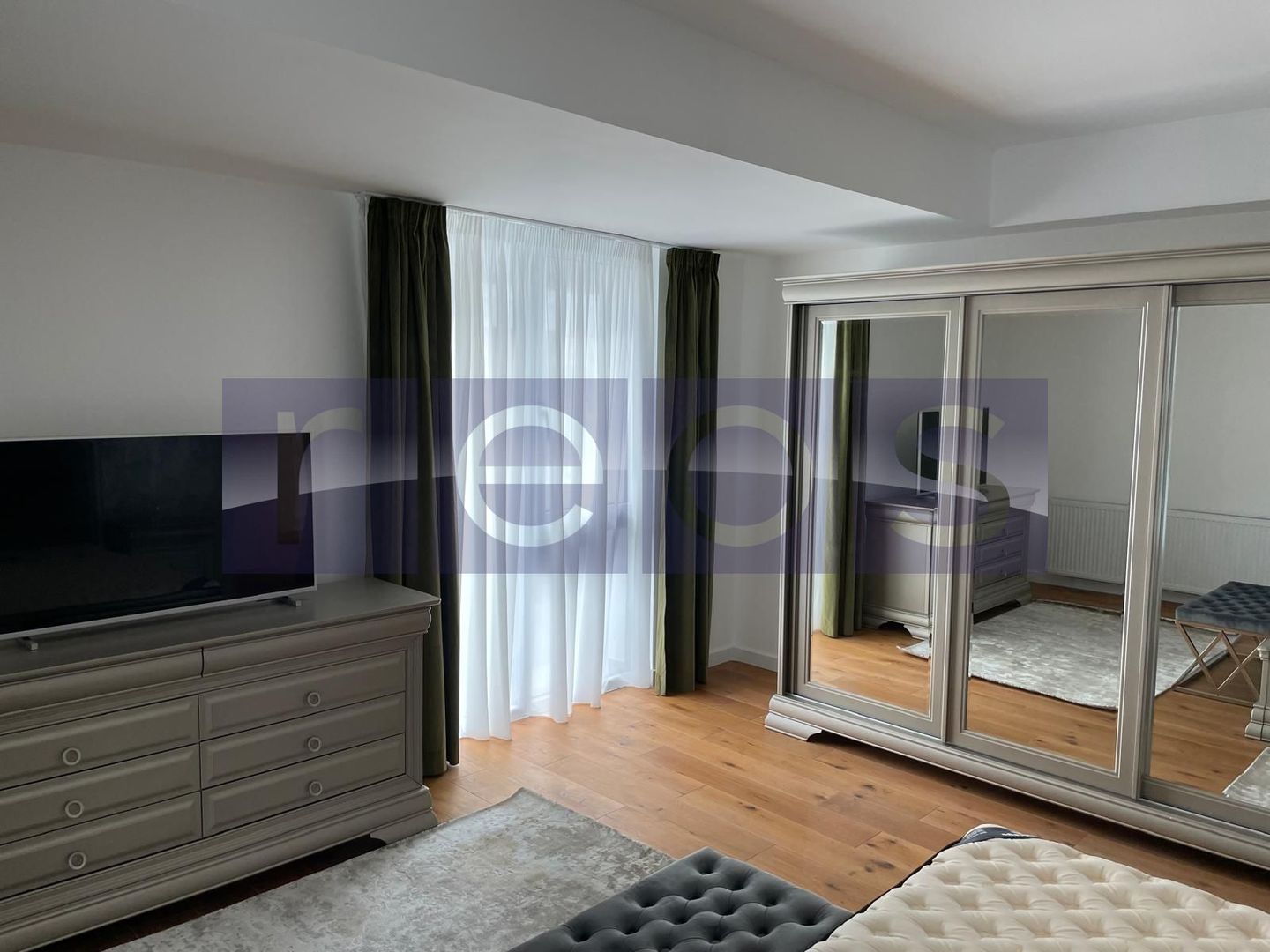 De vânzare apartament 4 camere Băneasa 136 mp  2 locuri de parcare - Poză 4