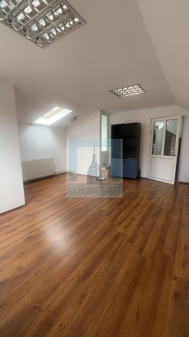 Spațiu comercial de închiriat/ zona Bartolomeu - Poză 2