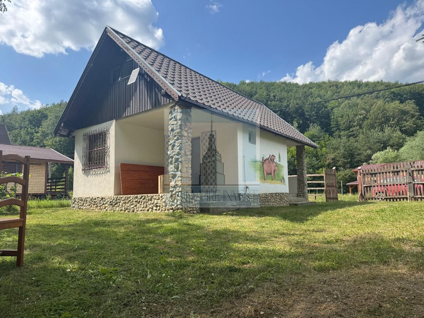 Casa de vacanta - zona Valea Bozom - Apata jud.Brasov - Poză 1