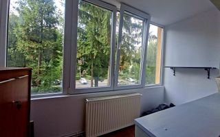 Apartament cu 3 camere, zona Piața Astra, etaj 1 - Poză 6