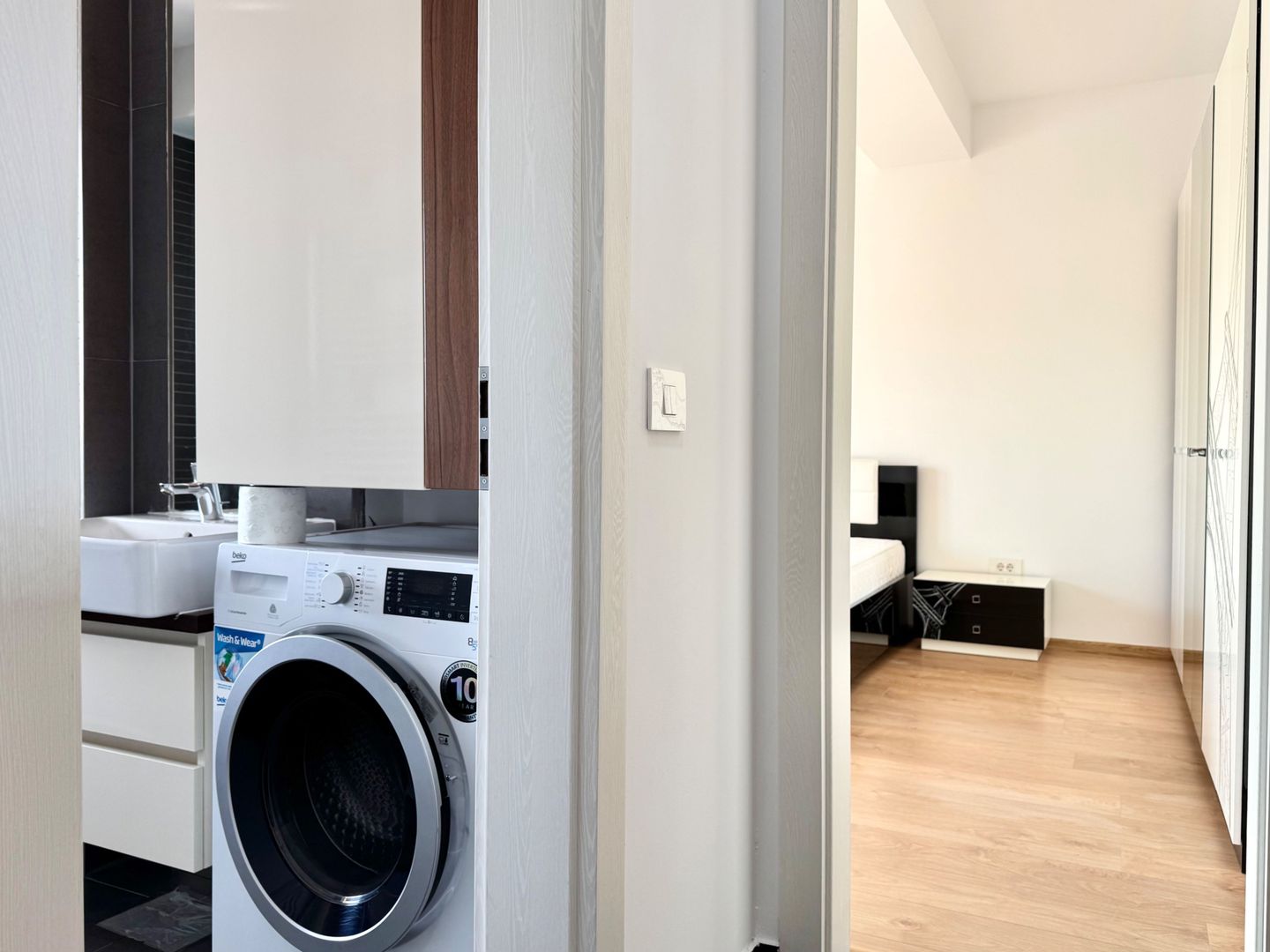 Apartament modern, lift și parcare – zona Calea Lipovei - Poză 13