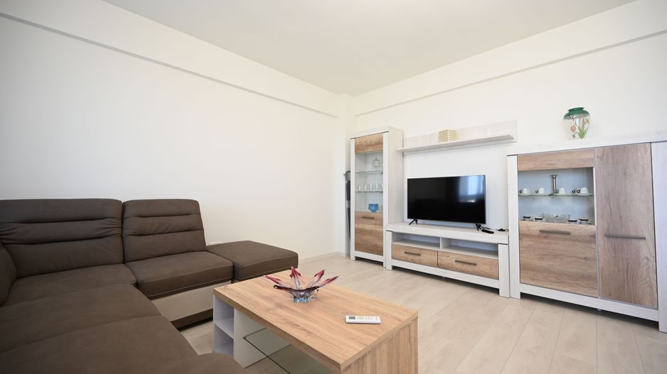 Apart. cu 2 camere, parcare subterana , Aradului - Poză 3