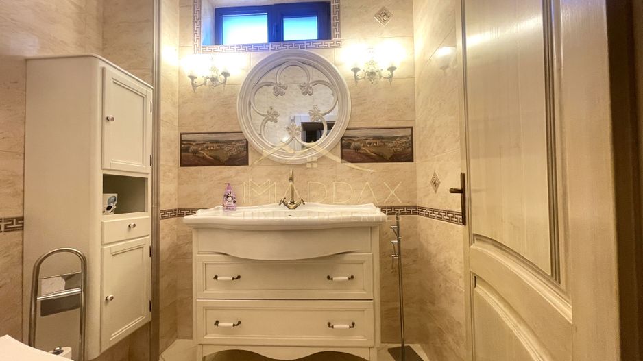 Vila 7 camere**Lake view**Ponton privat**Piscina**Teren 933 MP//Balotesti - Poză 16