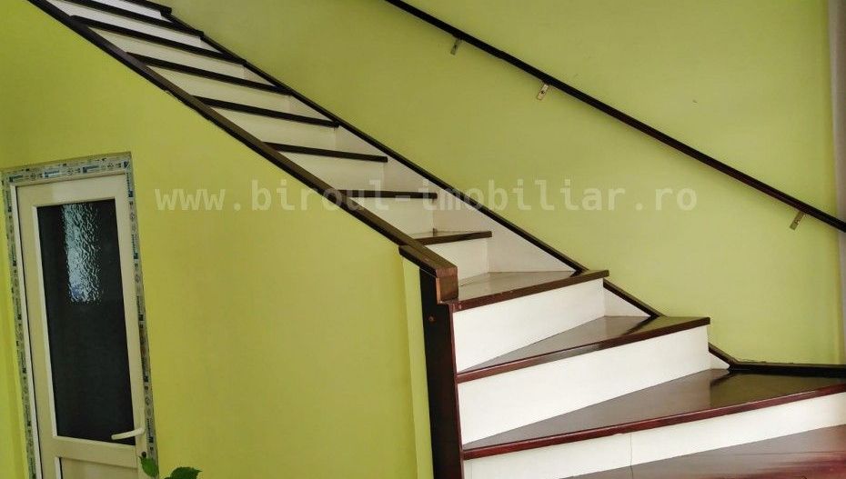 Vânzare Vilă P+1+Pod+Beci – Ideală pentru 2 Familii – Constanța, Km4 - Poză 4