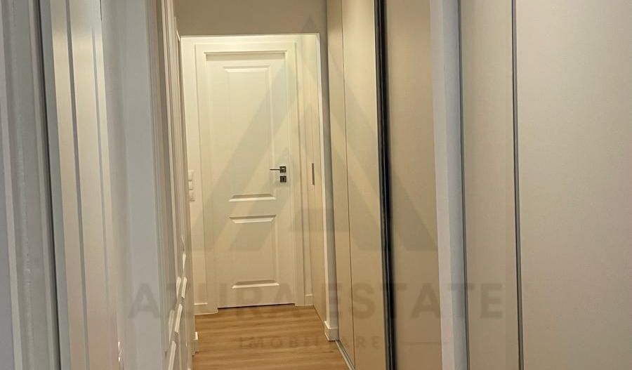 Apartament premium renovat 3 camere 2 bai etaj 1 si 2 boxe in Terezian - Poză 10