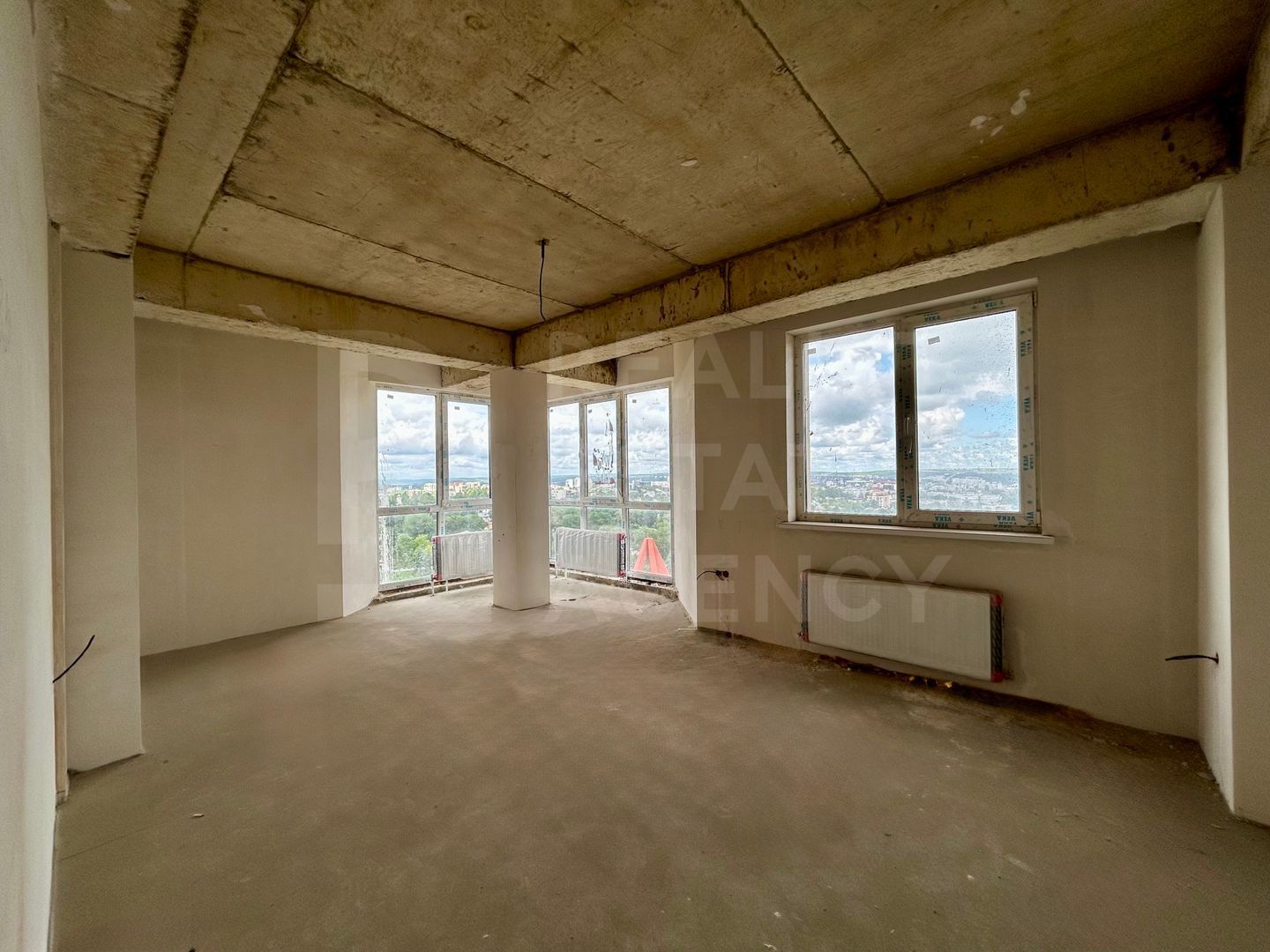 Vânzare, apartament, 2 camere + living, str. Ion Nistor, Centru - Poză 3