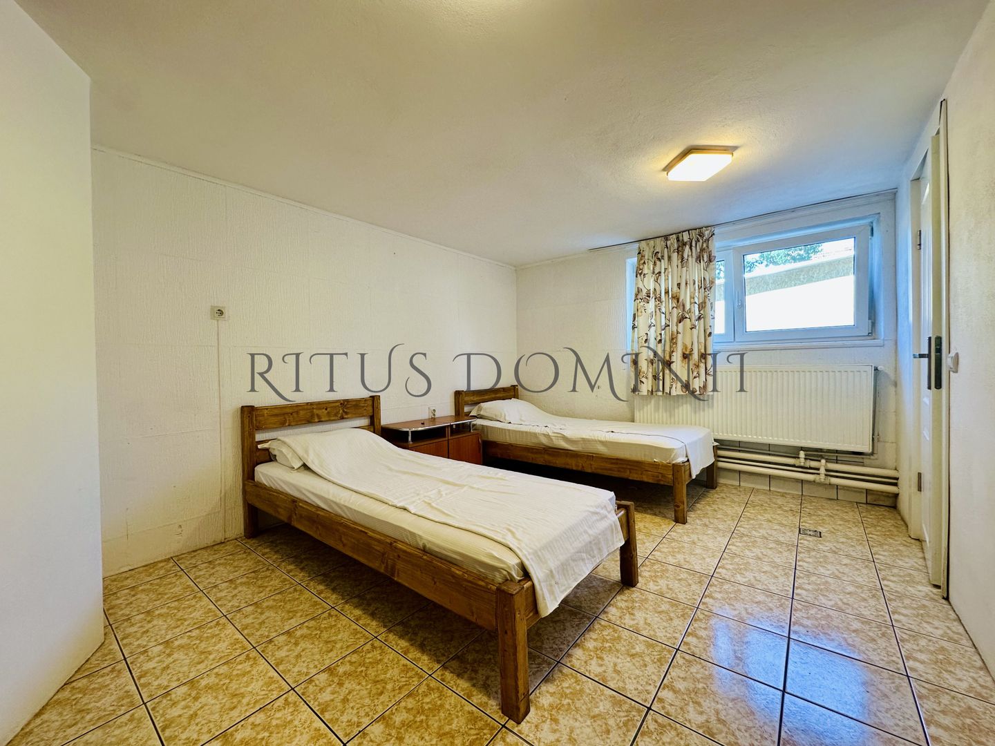 Apartament pentru 6 muncitori la Casa, Nufarul - Poză 3