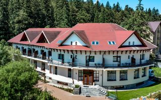 Pensiune / hotel de vanzare / parteneriat, Predeal, Brasov - Poză 1