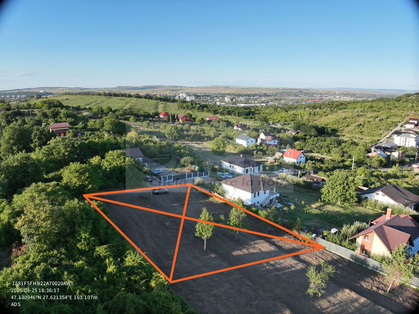 Teren intravilan 1.200 mp cu PUZ aprobat – Bucium – 102.000 € - Poză 5