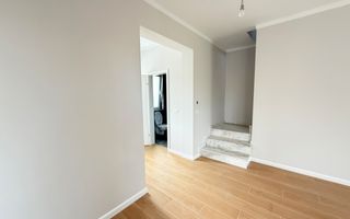 Bucovăț-Duplex 4 Camere-La Cheie - Poză 20