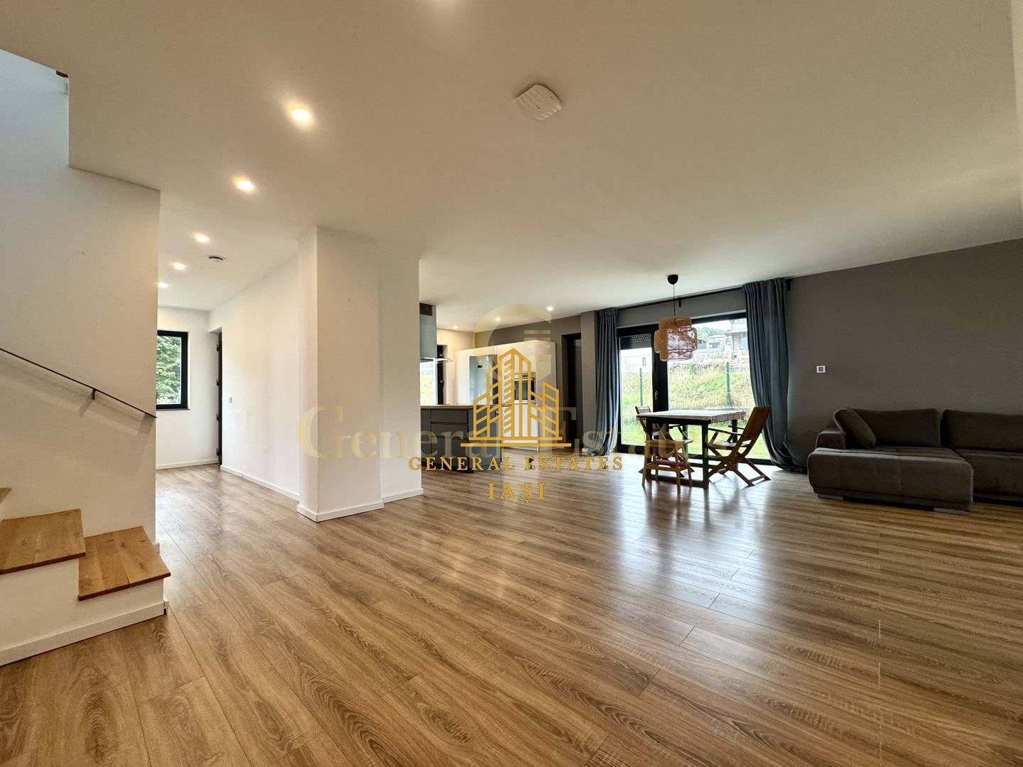 Vânzare Casă P+E în Bârnova-Gata de mutare imediata - Poză 8