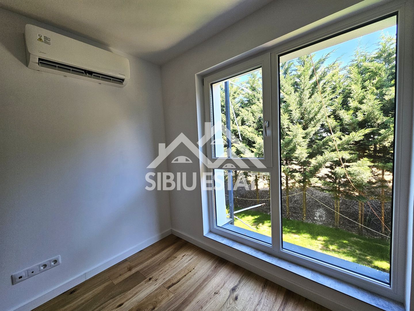 Apartament cu terasa 3 camere 2 bai Clasa A - Poză 7
