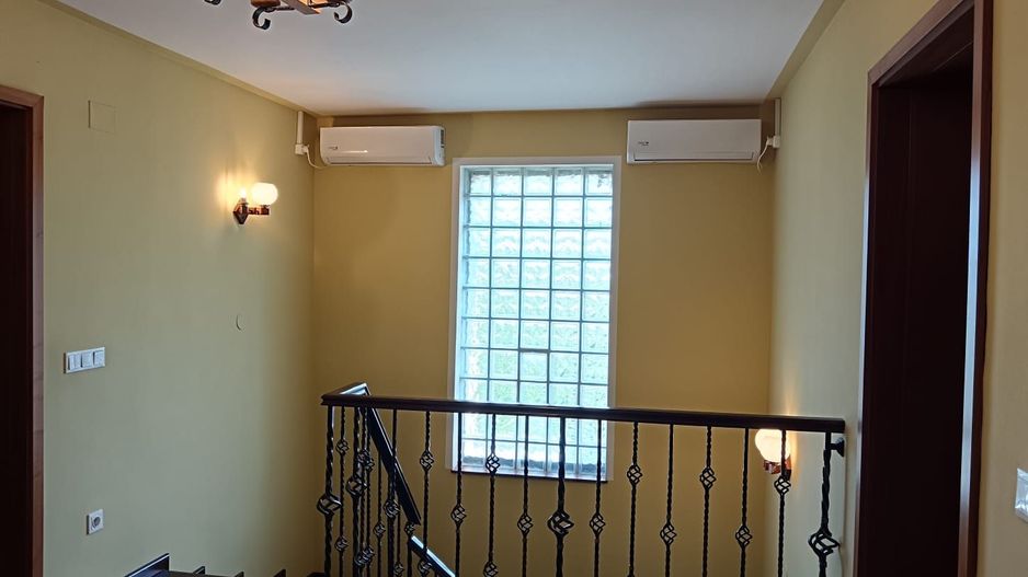 Casă nouă, intrare Stupini - Poză 40