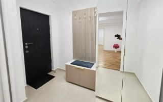 Închiriez apartament 4 camere, nemobilat, Unirii - Poză 9