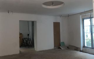 Vila de vanzare  cu acces dublu -zona ARCUL DE TRIMUF-PARCARE - Poză 3