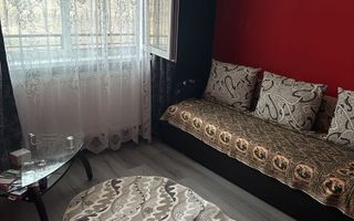 Casa de vanzare in zona  centrala a localitatii - Poză 3